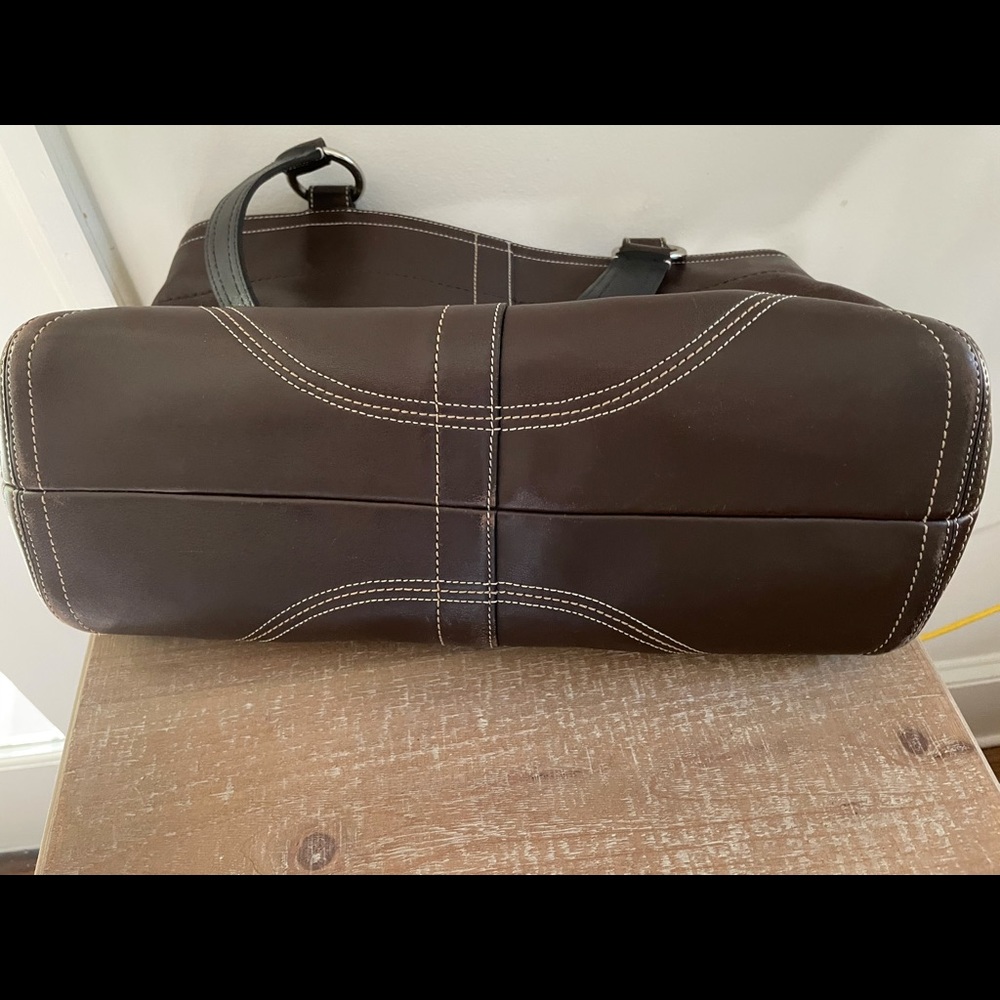 Brown leather large shoulder bag - Picture 5 of 13